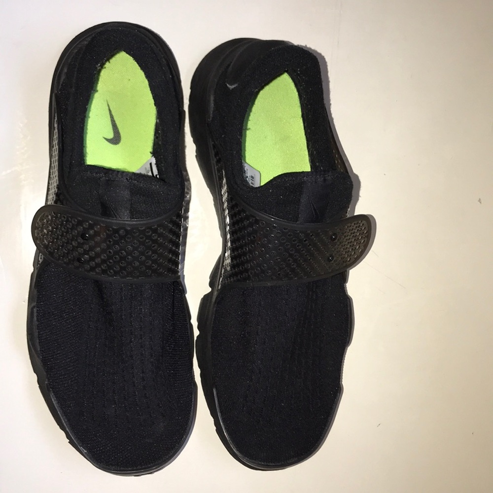 Nike Sock Darts